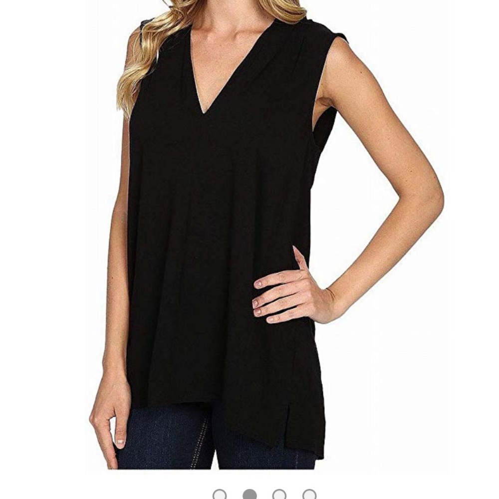 Vince Camuto top NWT